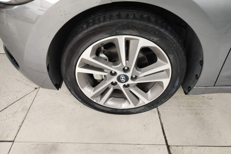 Used Hyundai Elantra (6th Generation / Lingdong) 2016 1.6L Automatic ZhiXuan – Elite Version Exterior 1