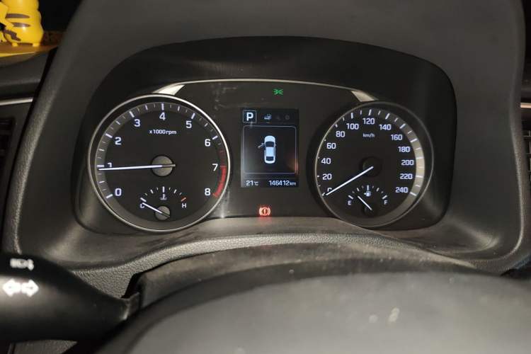 Used Hyundai Elantra (6th Generation / Lingdong) 2016 1.6L Automatic ZhiXuan – Elite Version Instrument Cluster