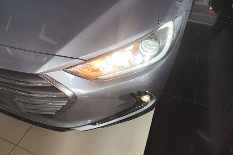 Used Hyundai Elantra (6th Generation / Lingdong) 2016 1.6L Automatic ZhiXuan – Elite Version Left Front Headlight