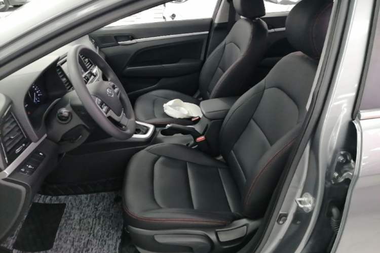 Used Hyundai Elantra (6th Generation / Lingdong) 2016 1.6L Automatic ZhiXuan – Elite Version Left Front Seat