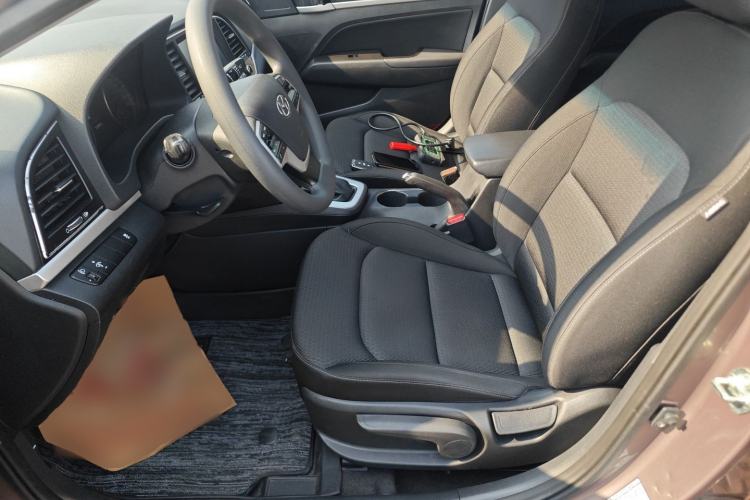 Used Hyundai Elantra (6th Generation / Lingdong) 2016 1.6L Automatic ZhiXuan · Youth Edition Left Front Seat