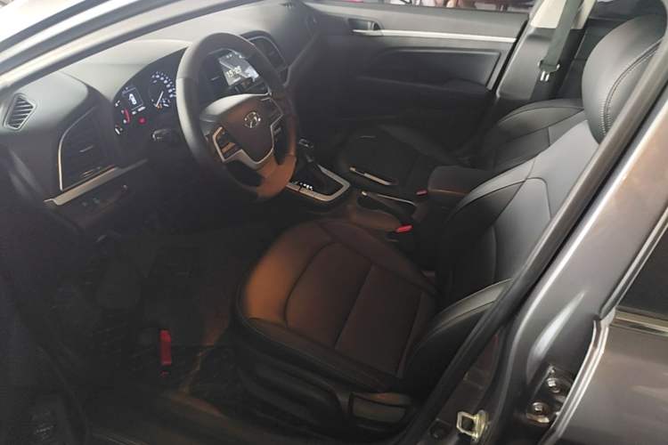 Used Hyundai Elantra (6th Generation / Lingdong) 2016 1.6L Automatic ZhiXuan – Elite Version Left Front Seat
