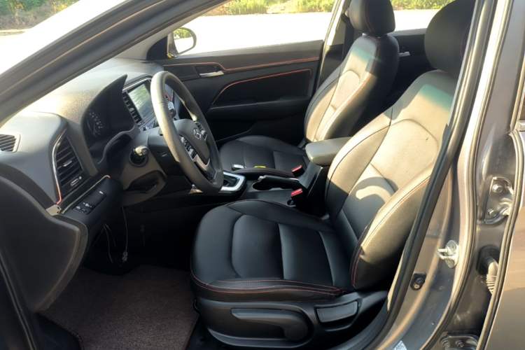 Used Hyundai Elantra (6th Generation / Lingdong) 2016 1.6L Automatic ZhiXuan – Elite Version Left Front Seat