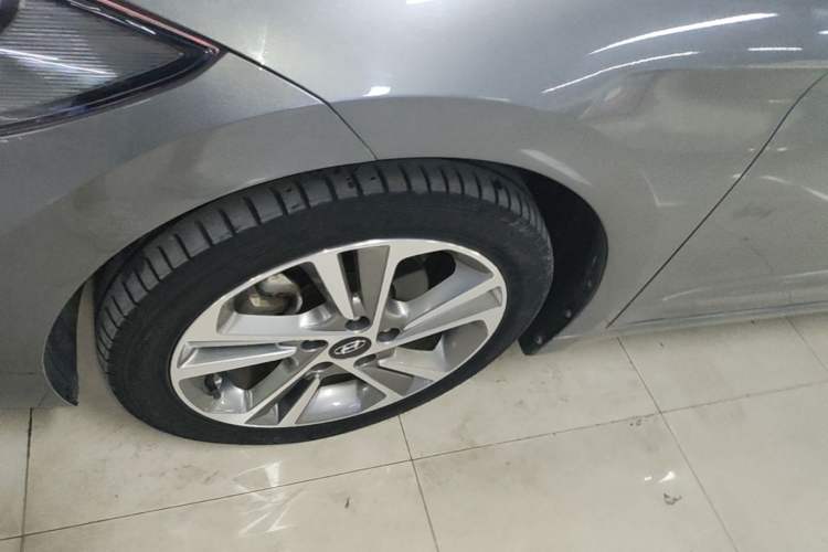 Used Hyundai Elantra (6th Generation / Lingdong) 2016 1.6L Automatic ZhiXuan – Elite Version Left Front Wheel Hub