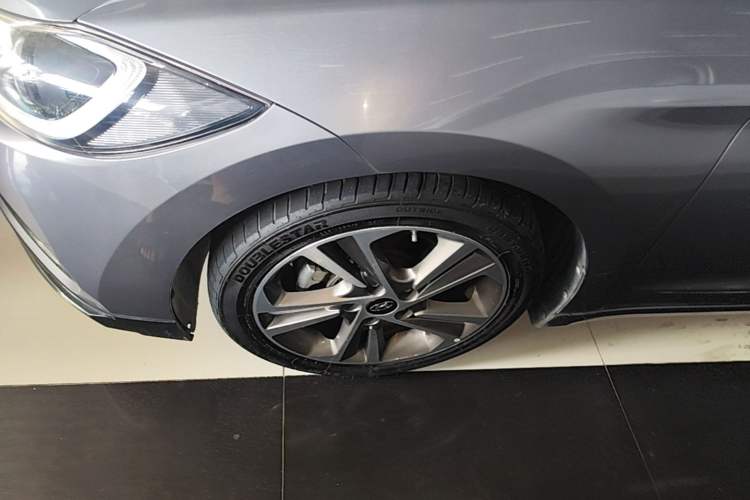 Used Hyundai Elantra (6th Generation / Lingdong) 2016 1.6L Automatic ZhiXuan – Elite Version Left Front Wheel Hub