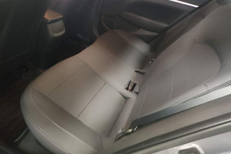 Used Hyundai Elantra (6th Generation / Lingdong) 2016 1.6L Automatic ZhiXuan – Elite Version Left Rear Seat