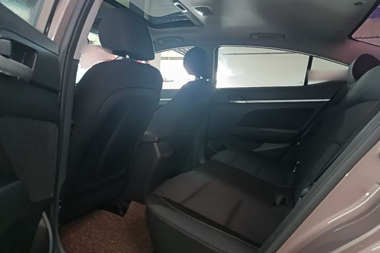 Used Hyundai Elantra (6th Generation / Lingdong) 2016 1.6L Automatic ZhiXuan – Elite Version Left Rear Seat
