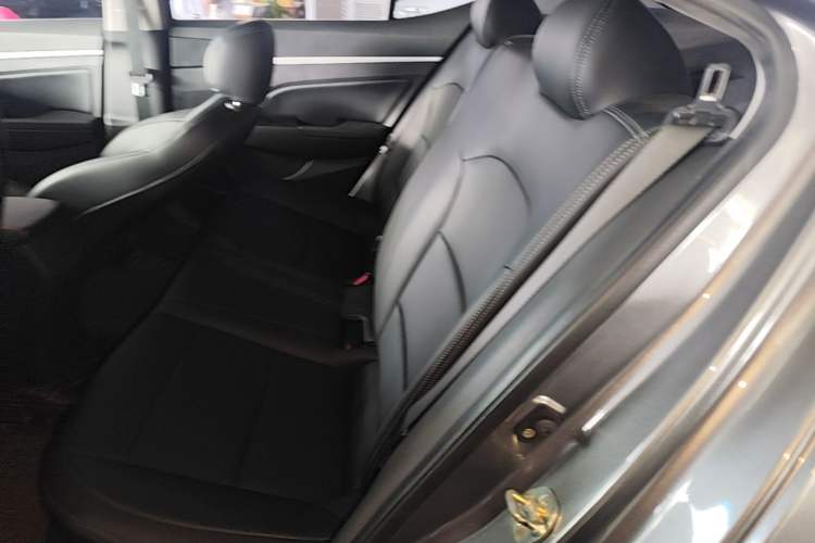 Used Hyundai Elantra (6th Generation / Lingdong) 2016 1.6L Automatic ZhiXuan – Elite Version Left Rear Seat