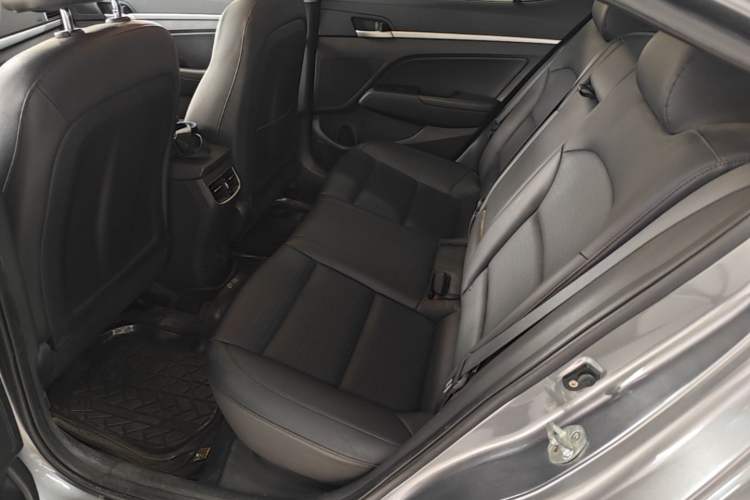 Used Hyundai Elantra (6th Generation / Lingdong) 2016 1.6L Automatic ZhiXuan · Luxury Version Left Rear Seat