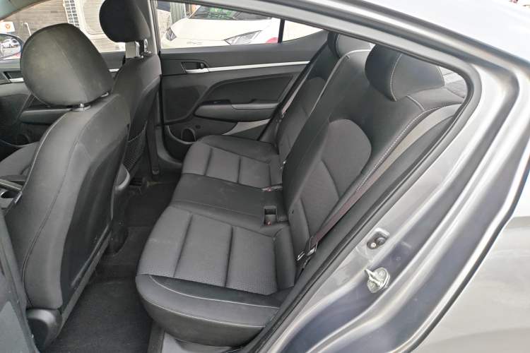 Used Hyundai Elantra (6th Generation / Lingdong) 2016 1.6L Automatic ZhiXuan – Elite Version Left Rear Seat