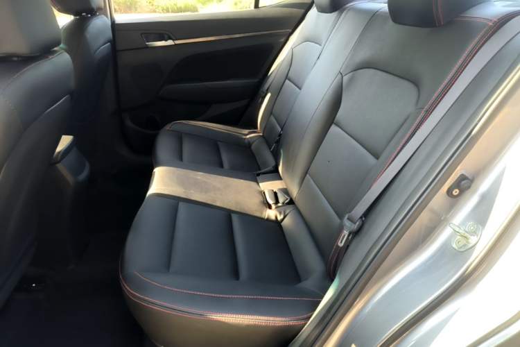 Used Hyundai Elantra (6th Generation / Lingdong) 2016 1.6L Automatic ZhiXuan – Elite Version Left Rear Seat