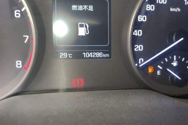 Used Hyundai Elantra (6th Generation / Lingdong) 2016 1.6L Automatic ZhiXuan – Elite Version Odometer Close Up