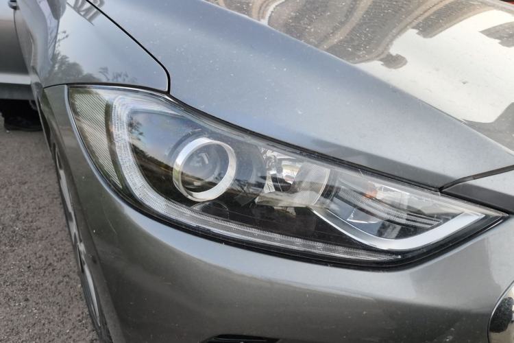 Used Hyundai Elantra (6th Generation / Lingdong) 2016 1.6L Automatic ZhiXuan – Elite Version Right Front Headlight