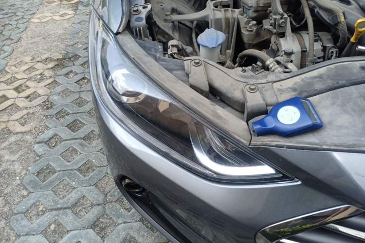 Used Hyundai Elantra (6th Generation / Lingdong) 2016 1.6L Automatic ZhiXuan – Elite Version Right Front Headlight