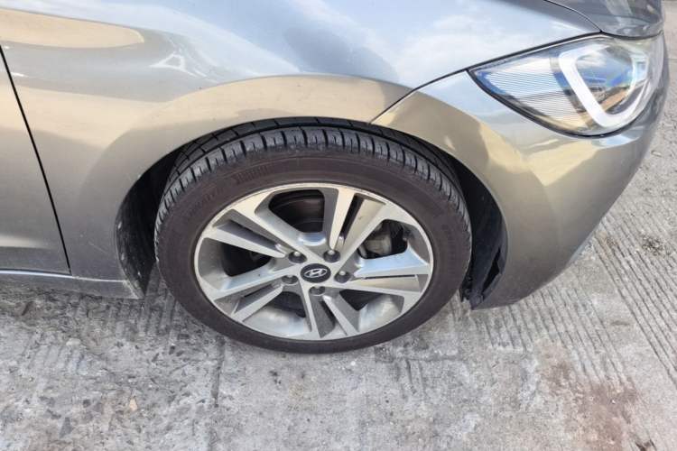 Used Hyundai Elantra (6th Generation / Lingdong) 2016 1.6L Automatic ZhiXuan – Elite Version Right Front Wheel Hub