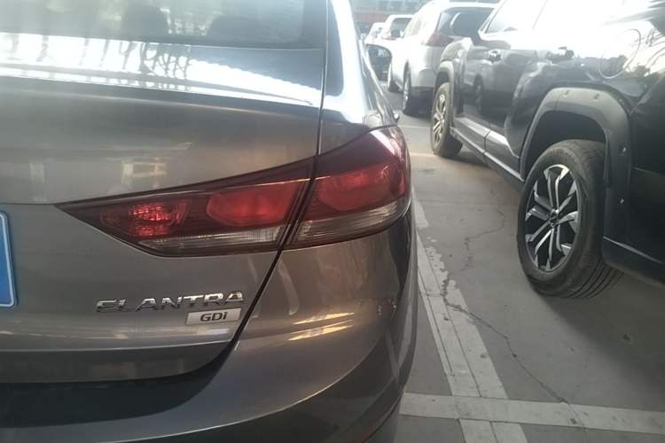 Used Hyundai Elantra (6th Generation / Lingdong) 2016 1.6L Automatic ZhiXuan – Elite Version Right Rear Taillight