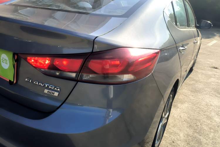 Used Hyundai Elantra (6th Generation / Lingdong) 2016 1.6L Automatic ZhiXuan – Elite Version Right Rear Taillight