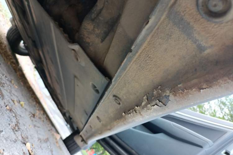 Used Hyundai Elantra (6th Generation / Lingdong) 2016 1.6L Automatic ZhiXuan – Elite Version Right Side Sill