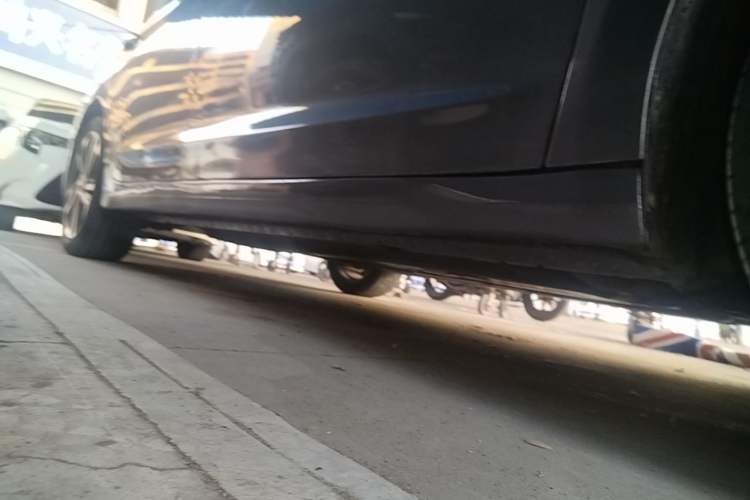Used Hyundai Elantra (6th Generation / Lingdong) 2016 1.6L Automatic ZhiXuan – Elite Version Right Side Sill