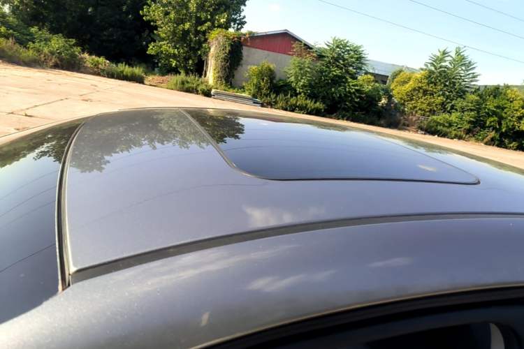 Used Hyundai Elantra (6th Generation / Lingdong) 2016 1.6L Automatic ZhiXuan – Elite Version Roof