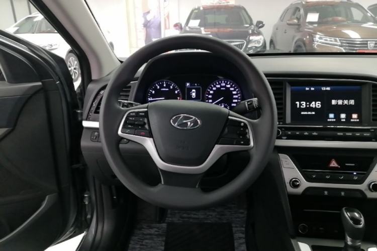 Used Hyundai Elantra (6th Generation / Lingdong) 2016 1.6L Automatic ZhiXuan – Elite Version Steering Wheel