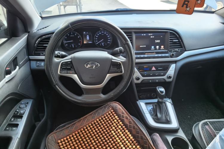 Used Hyundai Elantra (6th Generation / Lingdong) 2016 1.6L Automatic ZhiXuan – Elite Version Steering Wheel