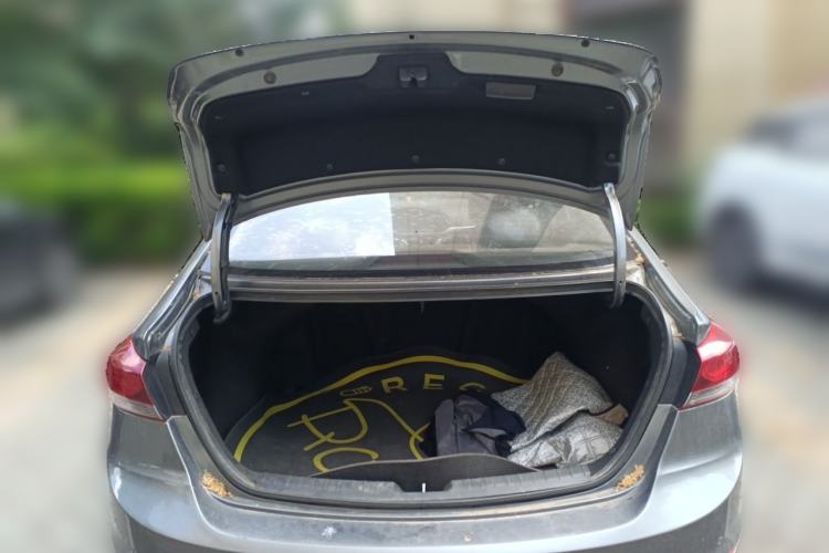 Used Hyundai Elantra (6th Generation / Lingdong) 2016 1.6L Automatic ZhiXuan – Elite Version Trunk