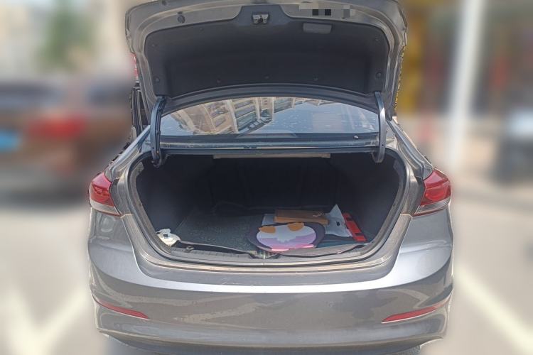 Used Hyundai Elantra (6th Generation / Lingdong) 2016 1.6L Automatic ZhiXuan – Elite Version Trunk