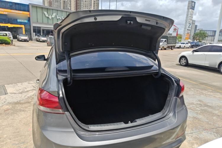 Used Hyundai Elantra (6th Generation / Lingdong) 2016 1.6L Automatic ZhiXuan – Elite Version Trunk