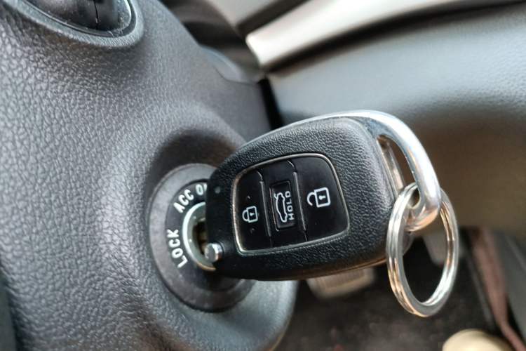 Used Hyundai Elantra (6th Generation / Lingdong) 2016 1.6L Automatic ZhiXuan – Elite Version Vehicle Key