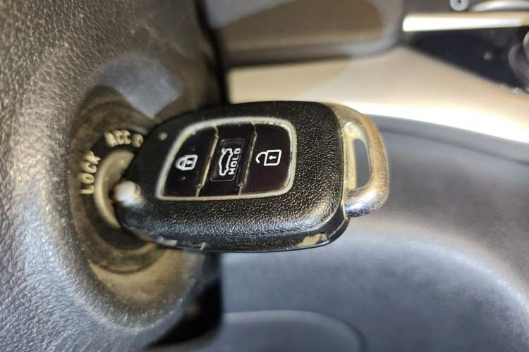 Used Hyundai Elantra (6th Generation / Lingdong) 2016 1.6L Automatic ZhiXuan – Elite Version Vehicle Key
