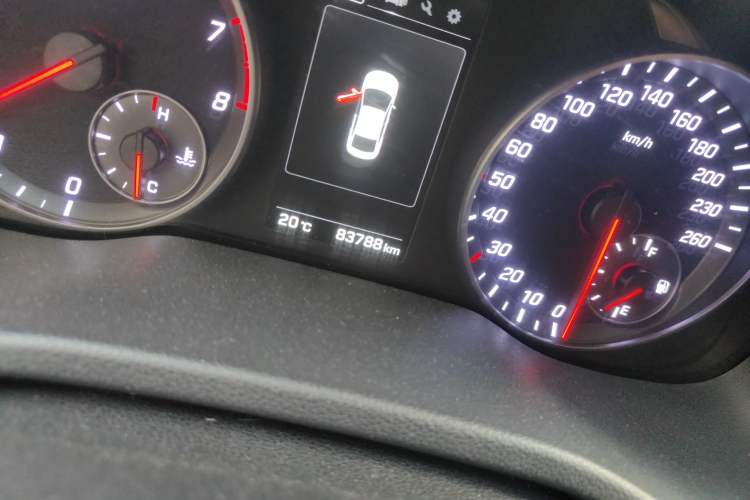 Used Hyundai Elantra (6th Generation / Lingdong) 2016 1.4T Dual-Clutch Xuan Dong·Elite Version Odometer Close Up