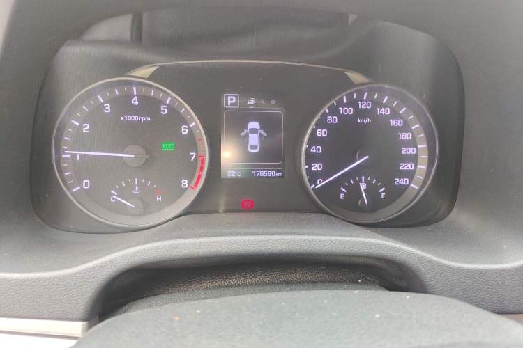 Used Hyundai Elantra (6th Generation / Lingdong) 2016 1.6L Automatic ZhiXuan – Elite Version Instrument Cluster