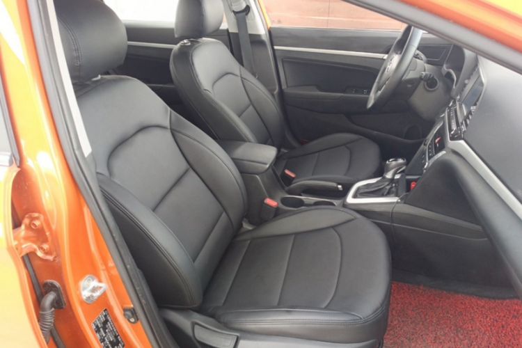 Used Hyundai Elantra (6th Generation / Lingdong) 2016 1.6L Automatic ZhiXuan – Elite Version Interior 4