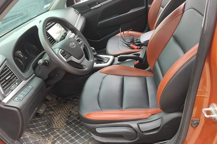 Used Hyundai Elantra (6th Generation / Lingdong) 2016 1.6L Automatic ZhiXuan – Elite Version Left Front Seat