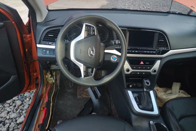 Used Hyundai Elantra (6th Generation / Lingdong) 2016 1.6L Automatic ZhiXuan – Elite Version Steering Wheel