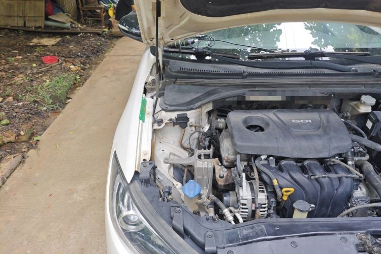 Used Hyundai Elantra (6th Generation / Lingdong) 2016 1.6L Automatic ZhiXuan – Elite Version Engine Bay Right