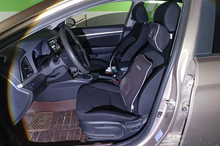 Used Hyundai Elantra (6th Generation / Lingdong) 2016 1.6L Automatic ZhiXuan – Elite Version Left Front Seat