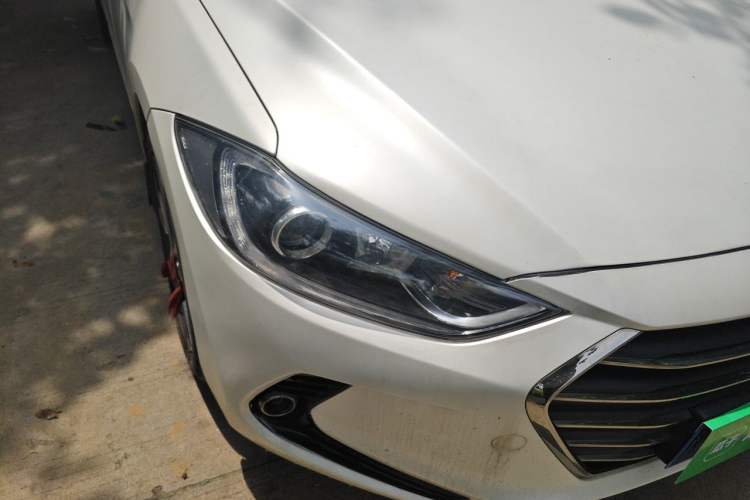 Used Hyundai Elantra (6th Generation / Lingdong) 2016 1.6L Automatic ZhiXuan – Elite Version Right Front Headlight