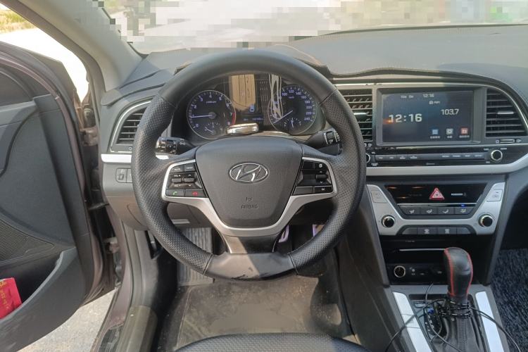 Used Hyundai Elantra (6th Generation / Lingdong) 2016 1.6L Automatic ZhiXuan – Elite Version Steering Wheel