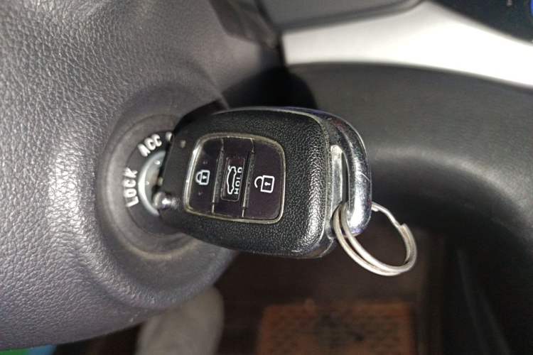 Used Hyundai Elantra (6th Generation / Lingdong) 2016 1.6L Automatic ZhiXuan – Elite Version Vehicle Key