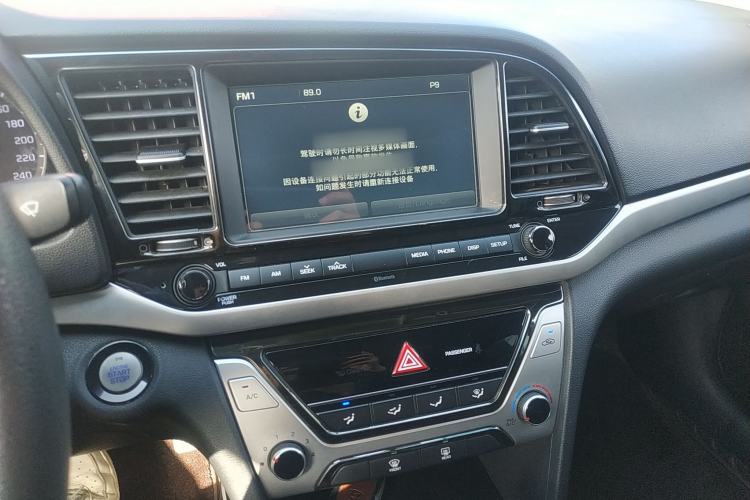 Used Hyundai Elantra (6th Generation / Lingdong) 2016 1.6L Automatic ZhiXuan – Elite Version Audio And AC Panel