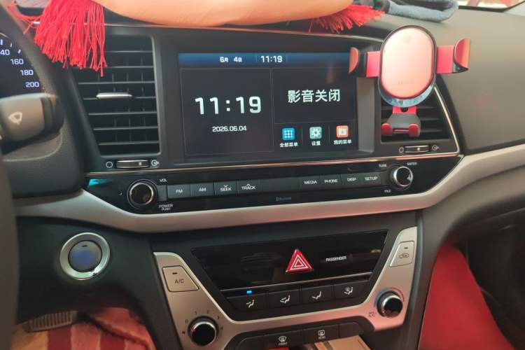 Used Hyundai Elantra (6th Generation / Lingdong) 2016 1.6L Automatic ZhiXuan – Elite Version Audio And AC Panel