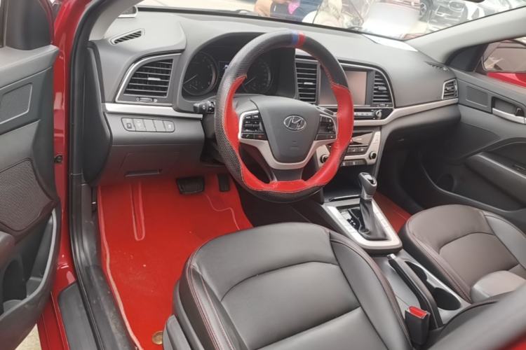 Used Hyundai Elantra (6th Generation / Lingdong) 2016 1.6L Automatic ZhiXuan – Elite Version Center Console