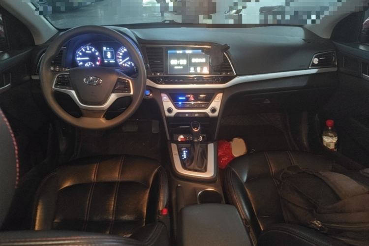 Used Hyundai Elantra (6th Generation / Lingdong) 2016 1.6L Automatic ZhiXuan – Elite Version Center Console