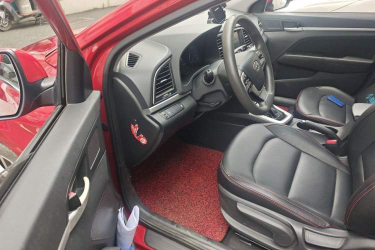 Used Hyundai Elantra (6th Generation / Lingdong) 2016 1.6L Automatic ZhiXuan – Elite Version Driver Seat