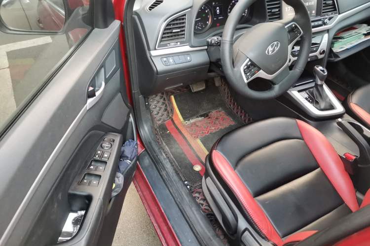 Used Hyundai Elantra (6th Generation / Lingdong) 2016 1.6L Automatic ZhiXuan – Elite Version Driver Seat