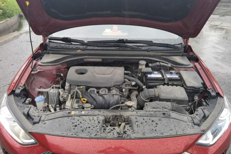 Used Hyundai Elantra (6th Generation / Lingdong) 2016 1.6L Automatic ZhiXuan – Elite Version Engine Bay