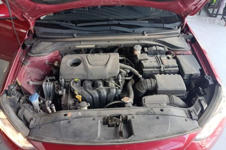 Used Hyundai Elantra (6th Generation / Lingdong) 2016 1.6L Automatic ZhiXuan – Elite Version Engine Bay