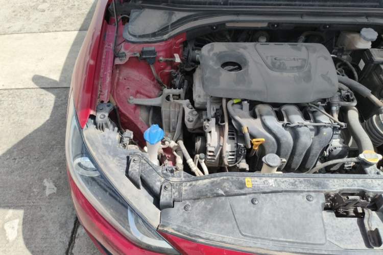 Used Hyundai Elantra (6th Generation / Lingdong) 2016 1.6L Automatic ZhiXuan – Elite Version Engine Bay Right